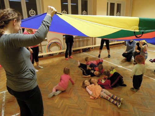 Hravé cvičení pro děti a rodiče - 7.11.2013